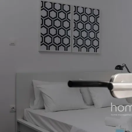 22sqm Tiny Homm Rooftop Flat & Patio Acropolis View *