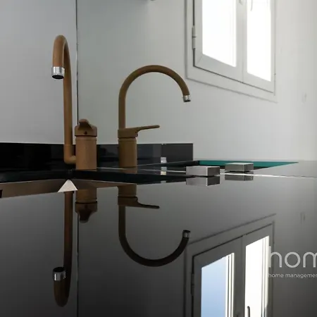 Apartment 22sqm Tiny Homm Rooftop Flat & Patio Acropolis View Athens
