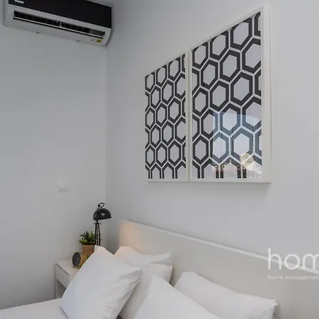 22sqm Tiny Homm Rooftop Flat & Patio Acropolis View Apartment *