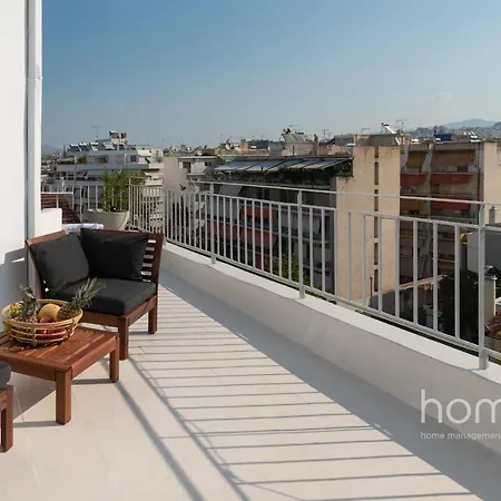 22sqm Tiny Homm Rooftop Flat & Patio Acropolis View *