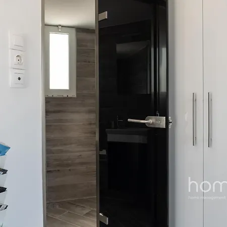 Apartment 22sqm Tiny Homm Rooftop Flat & Patio Acropolis View Athens